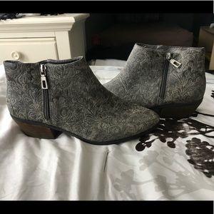 Very Volatire Ankle Boots